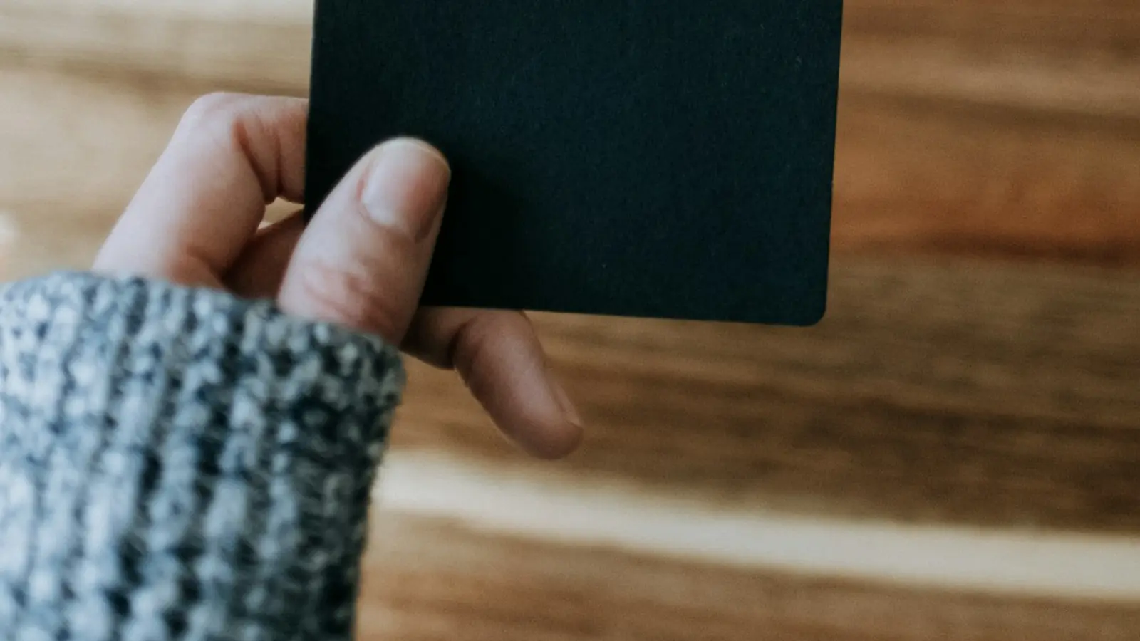 Illustration: Mobile Gifting for B2B and B2C: One Platform, Two Audiences