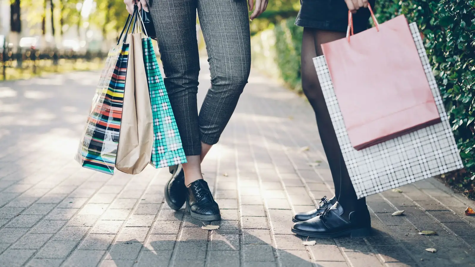Illustration: How Omnichannel Technology Improves the In-Store Customer Experience