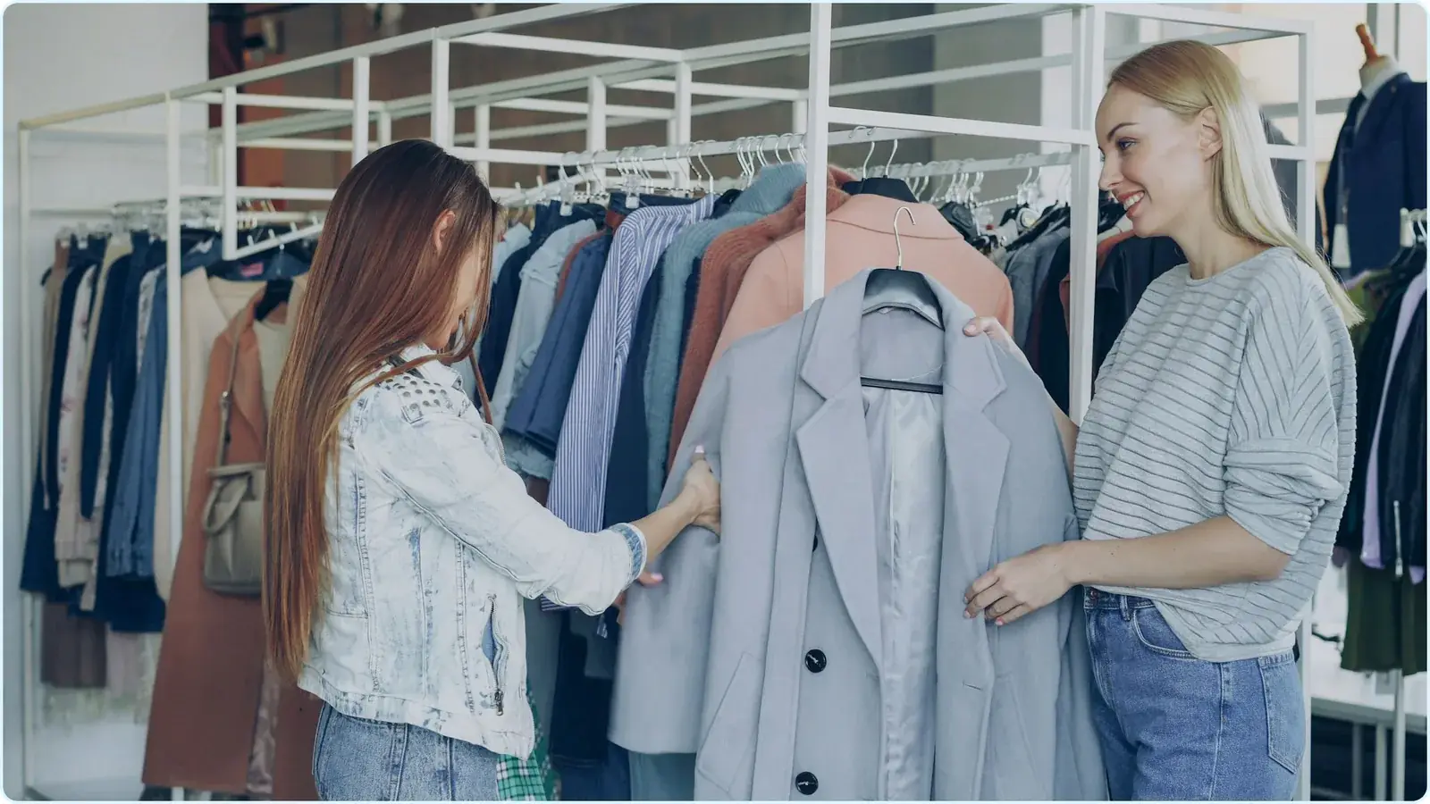 Illustration: Winning the War Against Showrooming: Turning Browsers into Buyers